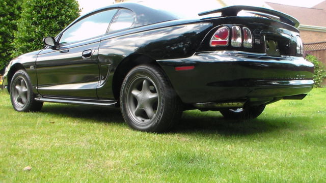 94 ford mustang gt 5.0 *no reserve* 3.08 gear new paint & a/c,clutch,130 amp alt
