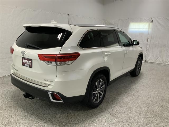 2019 toyota highlander xle