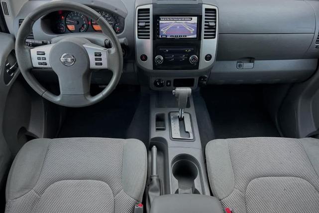 2019 nissan frontier sv