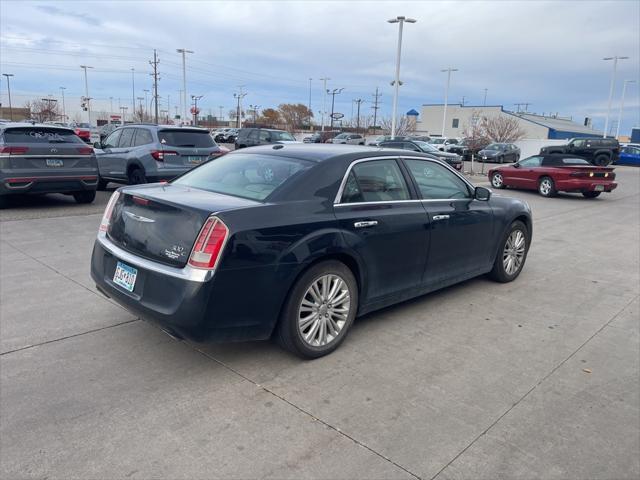 2014 chrysler 300 s