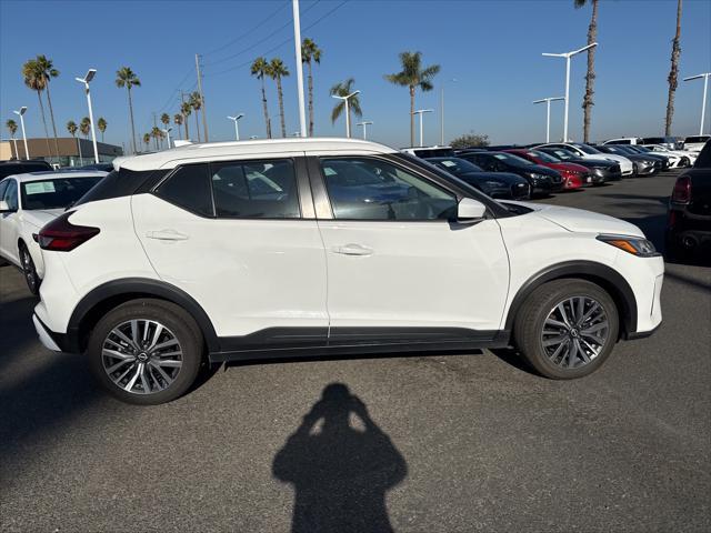 2022 nissan kicks sv