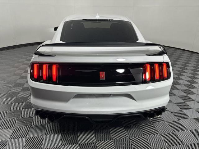 2020 ford shelby gt350 base
