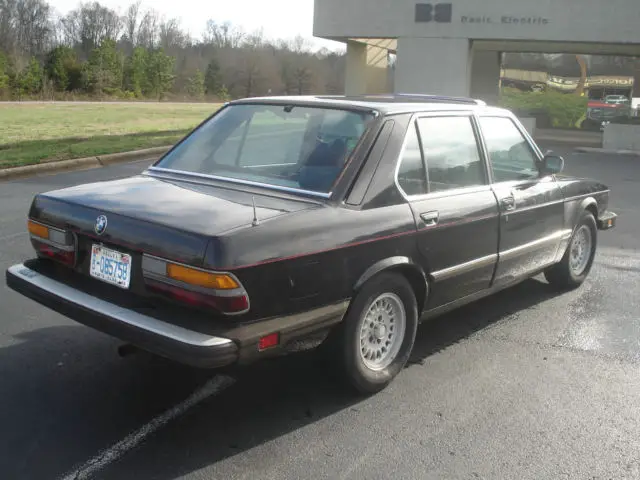 1984 bmw 528e base sedan 4-door 2.7l