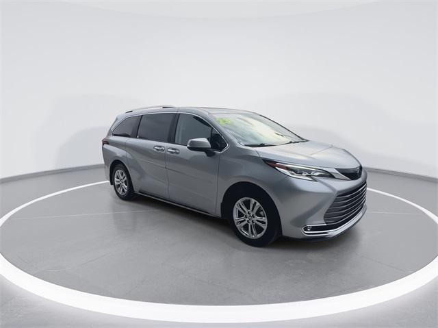 2023 toyota sienna platinum 7 passenger