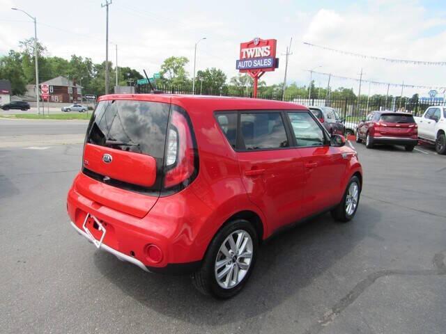 2019 kia soul +