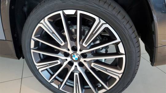 2025 BMW X1
