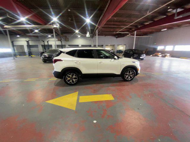 2021 kia seltos ex