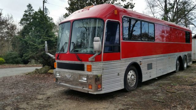 1988 40' eagle 6 bunk conversion coach bus with shower! nice!