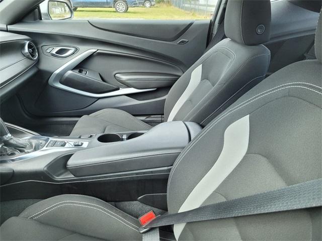 2022 chevrolet camaro 1lt