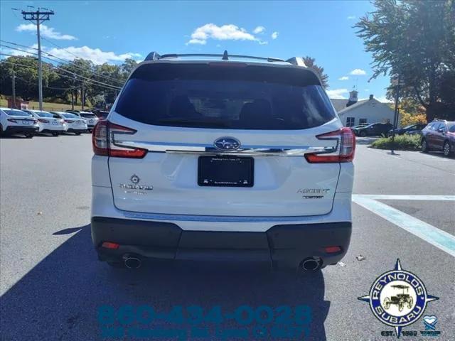 2023 subaru ascent limited 7-passenger