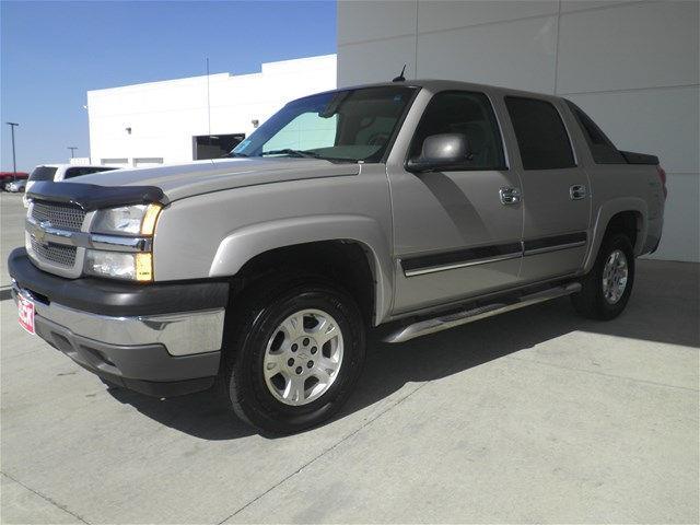 2005 chevrolet avalanche 1500 ls 4dr 1500 ls 4wd crew cab sb for sale in ames, south dakota