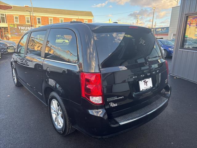 2019 dodge grand caravan sxt