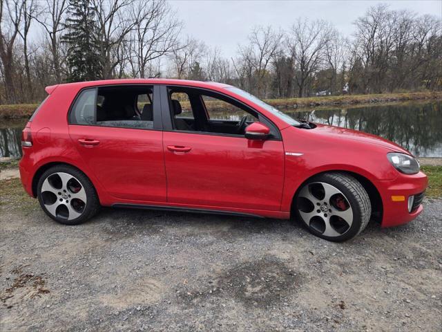 2011 volkswagen gti 4-door