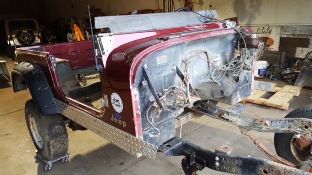 83 jeep cj-7, lifted fiberglass tub project, barn fresh, no motor, extras