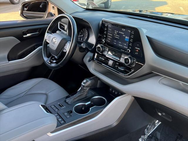 2021 toyota highlander xle