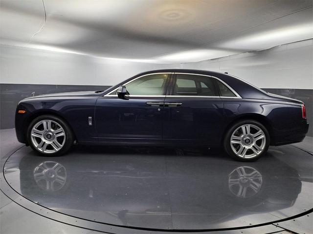 2017 rolls-royce ghost