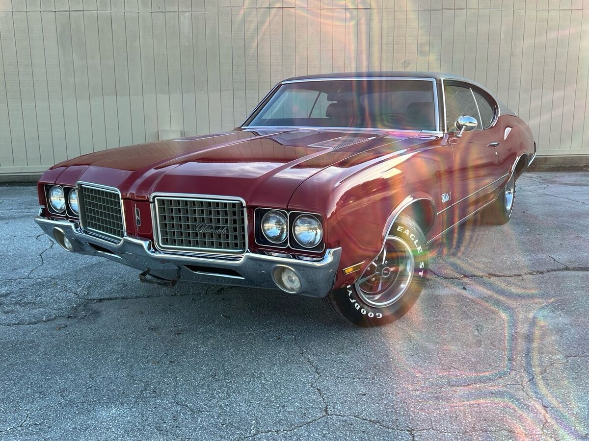 1972 oldsmobile cutlass supreme coupe red rwd automatic s