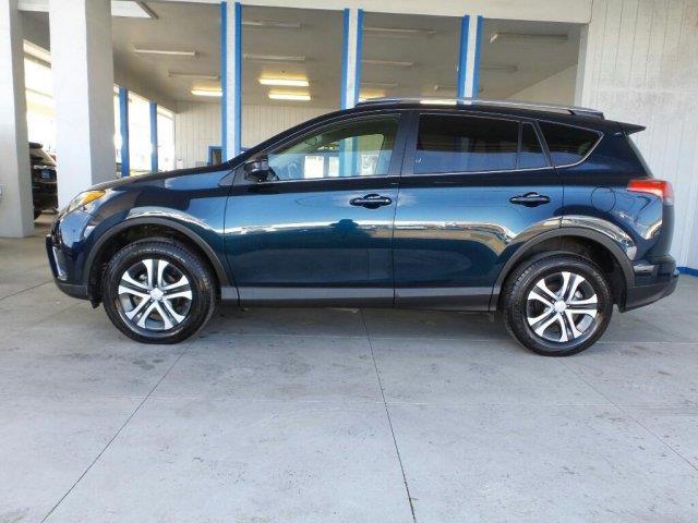 2017 toyota rav4 le le 4dr suv for sale in hilo, hawaii