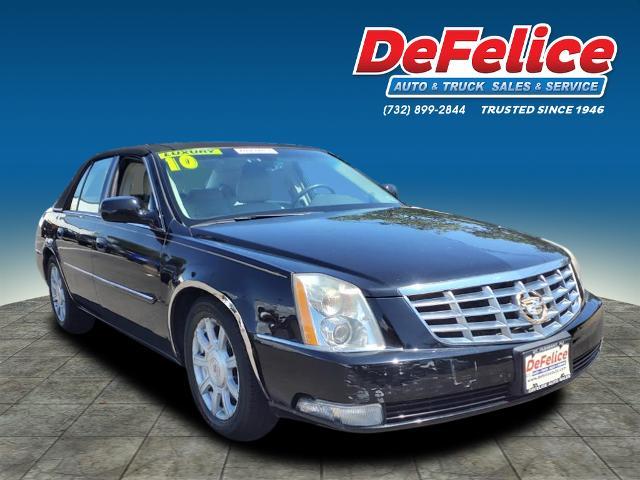 2010 cadillac dts base