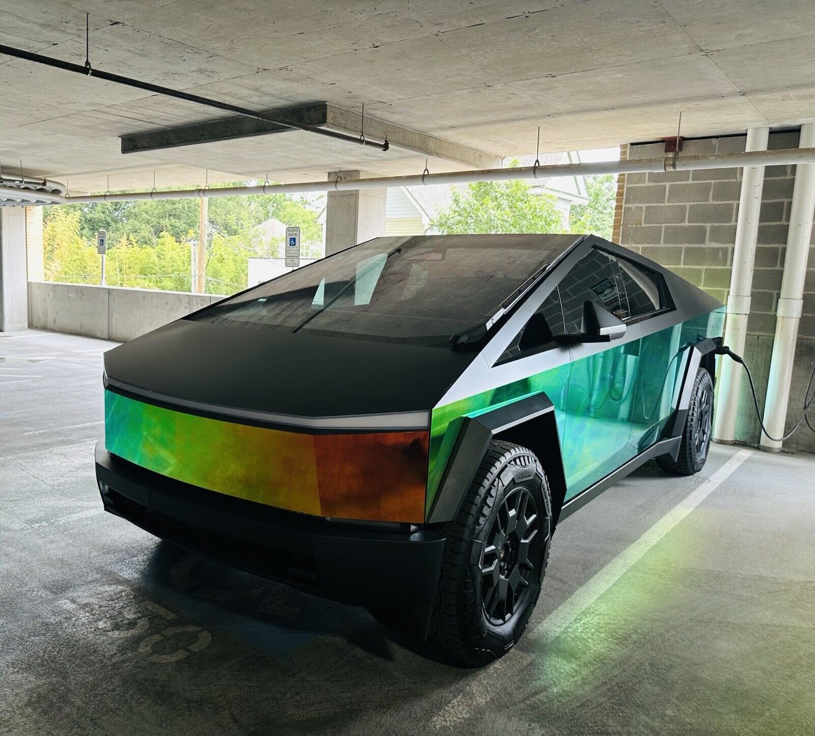 2024 tesla cybertruck