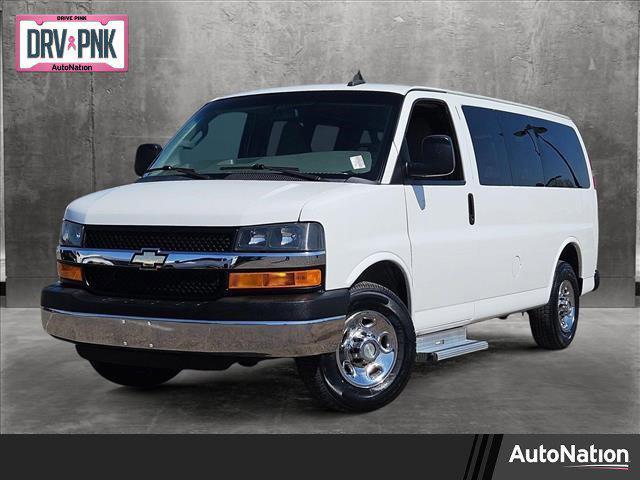 2016 chevrolet express 2500 lt