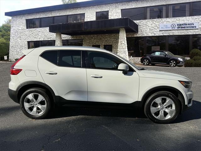 2020 volvo xc40 t5 momentum