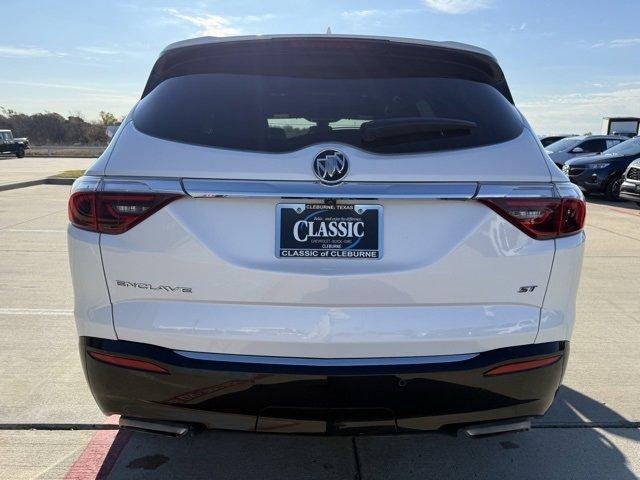 2023 buick enclave essence