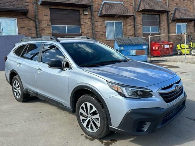 2021 subaru outback base