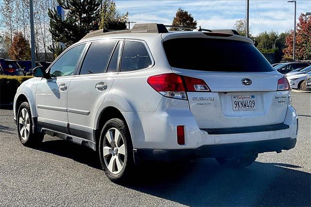 2012 subaru outback 3.6r limited