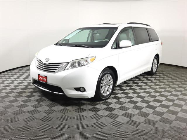 2011 toyota sienna xle
