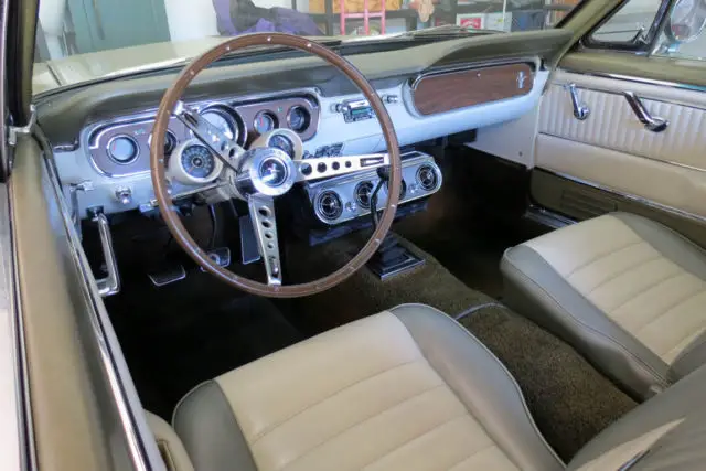 ford mustang convertible 1965 v8 (california usa) for domestic or export sale