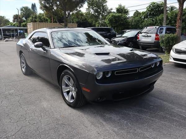2019 dodge challenger in northwoods, illinois