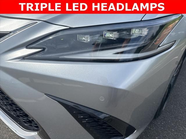 2022 lexus es 300h f sport