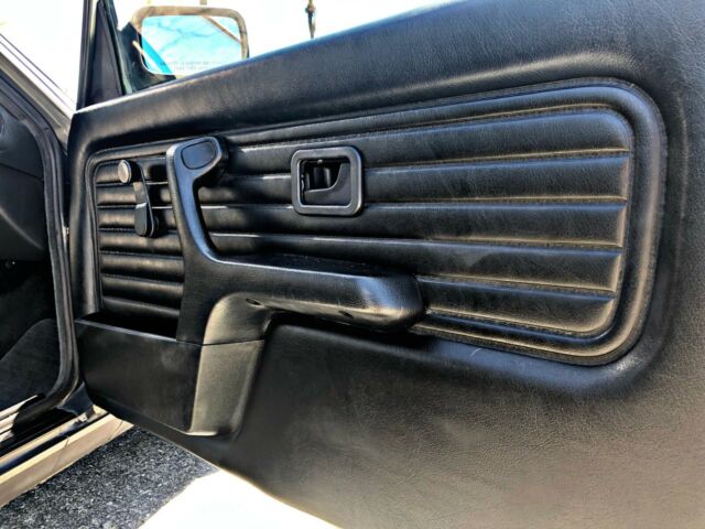 1984 bmw 318 318is 1 owner low miles 5 speed original paint and interior no rust