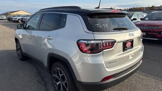 2025 Jeep Compass