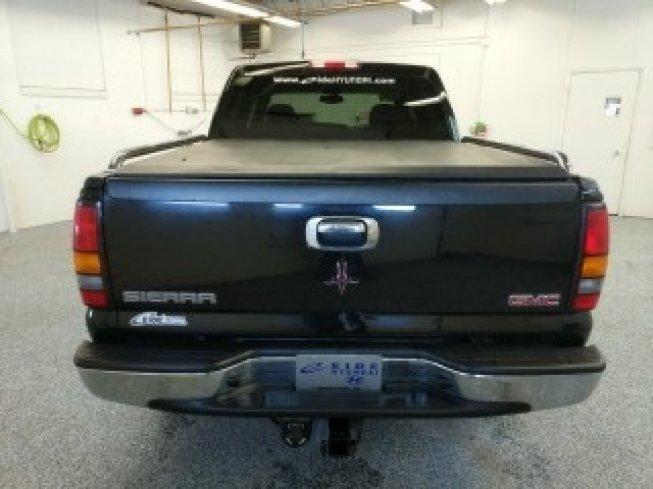 2005 gmc sierra 1500 sle for sale in grand forks, north dakota