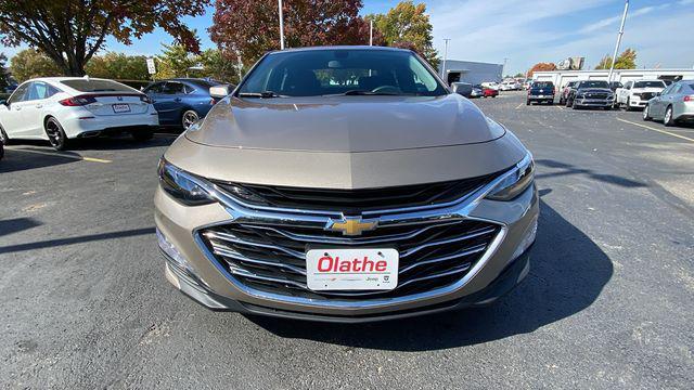 2022 chevrolet malibu fwd lt