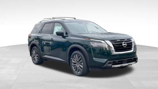2024 Nissan Pathfinder sl