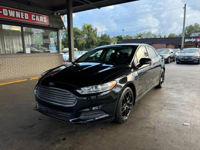 2014 ford fusion se
