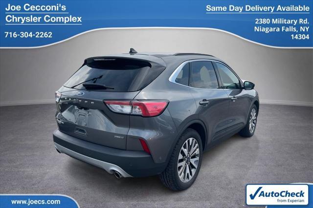 2021 ford escape titanium