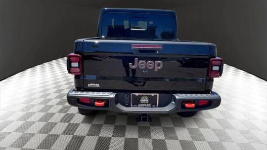 2024 Jeep Gladiator