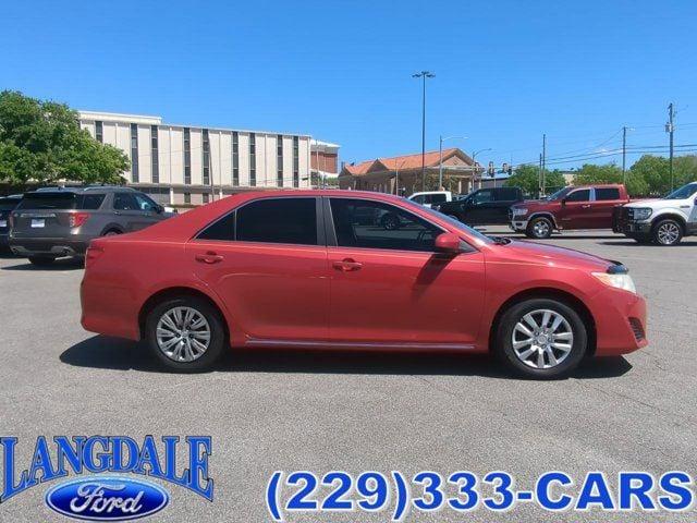2013 toyota camry le in clyattville, georgia