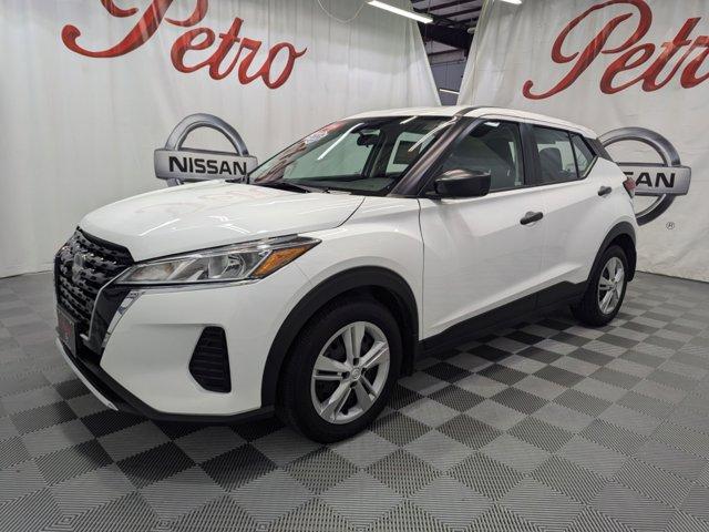 2023 nissan kicks s