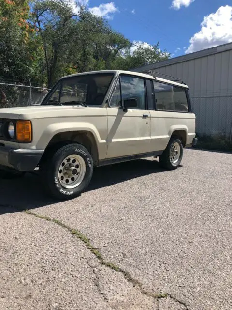 1986 isuzu trooper 4x4 2-door rust free 1 owner 140k