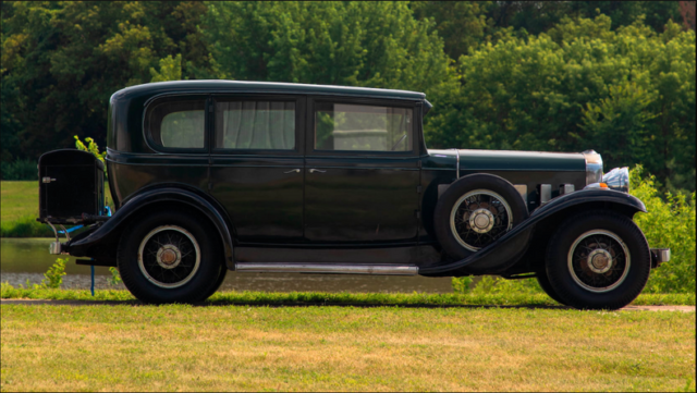 1931 cadillac 355 sedan