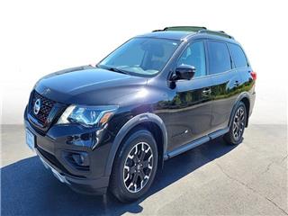 2020 Nissan Pathfinder sl