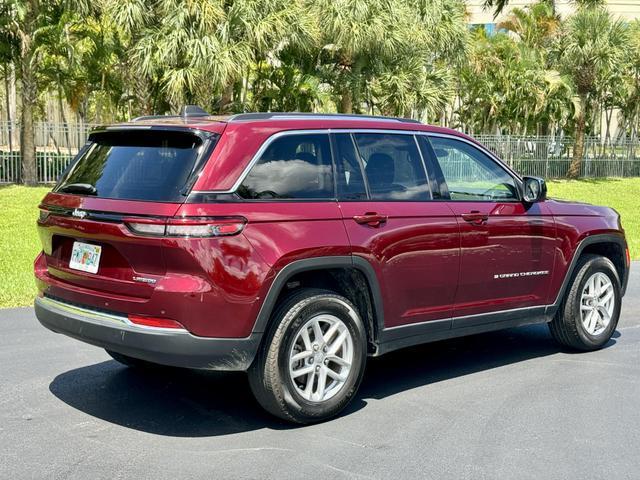2023 jeep grand cherokee laredo