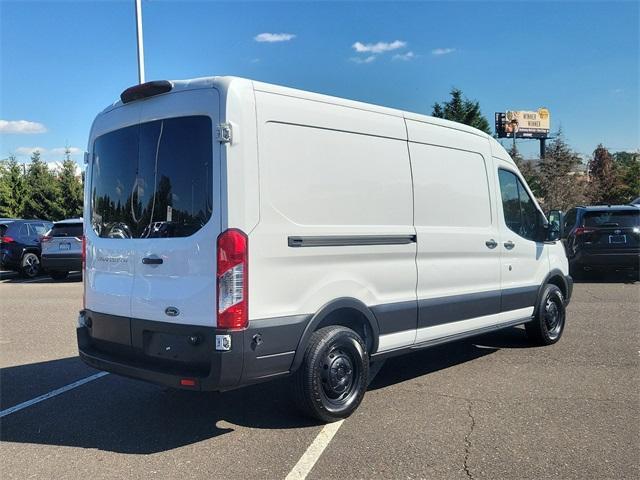 2019 ford transit-250 148 wb medium roof cargo