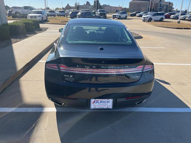 2015 lincoln mkz base