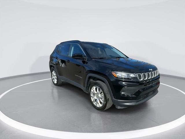 2022 jeep compass latitude lux
